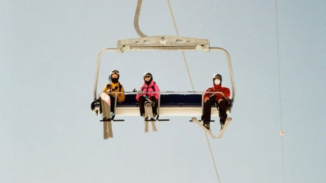 WHAT YOUR RACCOON EYES SAY ABOUT YOU (AND IT'S NOT 'I SKI')